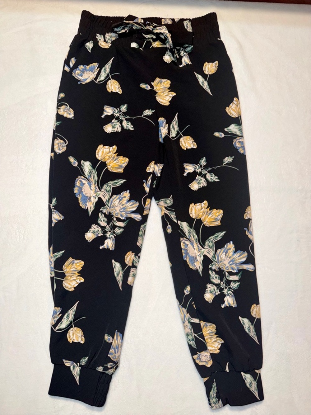 Chapter One Floral Jogger Dress Pants - Black/Blue/Yellow - Size Small